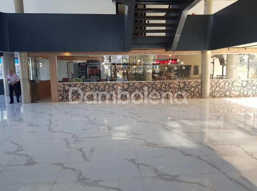 Imagen 8 de 11 de Oficina En Venta O Permuta Sobre Colectora Acceso Oeste En Moreno, Moreno