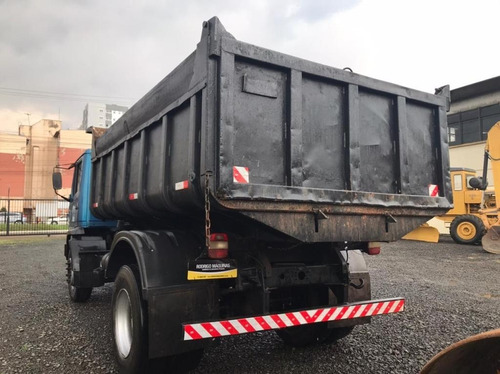 Imagem 5 de 6 de Mercedes Caminhao