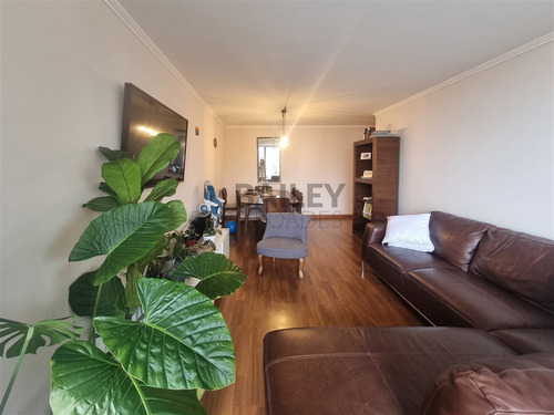 Departamento En Venta De 3 Dorm. En Concón