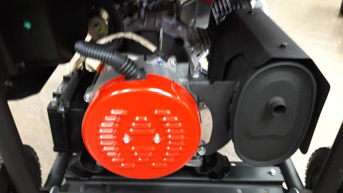 Imagen 8 de 9 de Planta Electrica Yihu 6.5 Kva V: 110/220 Tipo Honda Japòn