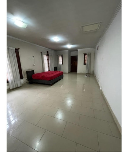 Imagen 4 de 10 de Venta - Casa En Calle Lavalle Monte Grande