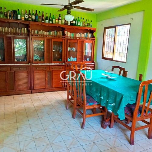 Casa En Venta Con Terreno En Altos De Santa Fe