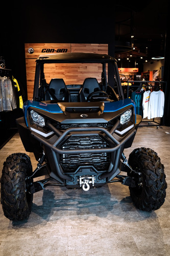 Imagen 4 de 25 de Can Am Commander Xt 1000r Azul Unidad Disponible