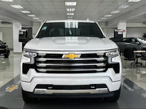 Chevrolet Silverado 5.3 V8 High Country