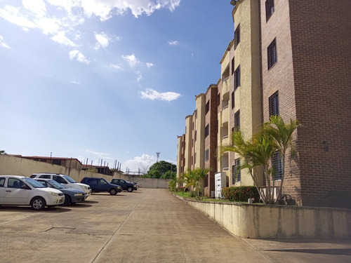 Imagen 2 de 13 de Apartamento En Conjunto Residencial Atlantis 303. Río Caura, Puerto Ordaz