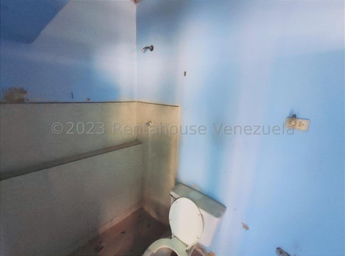 Imagen 6 de 30 de $/$/$/$ Acogedora Casa En Cabudare ++urb. El Trigal ++ Ampliada ++ A Una Cuadra Cc Trigalpa++ Seniat **0412+.056.+03.+76 ** L.t ** /co/-di/-go/ 23-24476