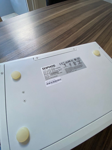 Firewall Sophos Xg 135 (Usado)