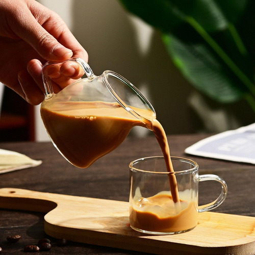 Jarra De Crema De Leche Con Mango De Recipiente Lácteo