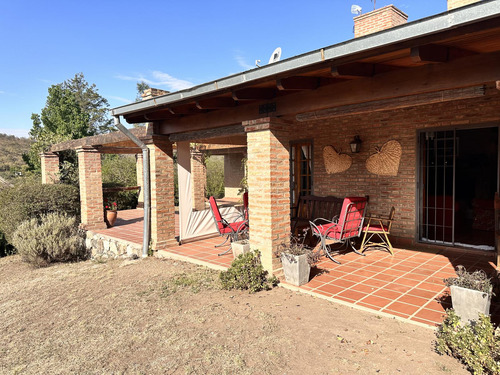 Casa En Venta En La Serranita 3 Dorm, Vista A Las Sierras!