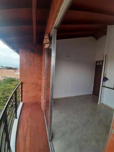 Imagen 7 de 9 de Se Vende Apartamento Con Parqueadero Surcentral (mm)