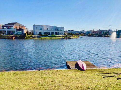 Alquiler Casa Alisos Nordelta: 5 Dorm. C/muebles - Piscina - A La Laguna