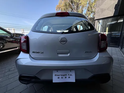 Nissan March 1.6 Sense At