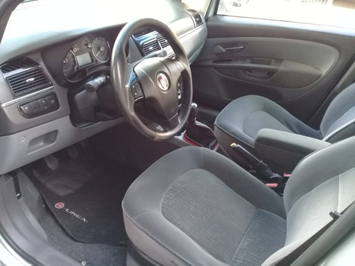 Fiat Linea Essence 1.8 Prata 2012