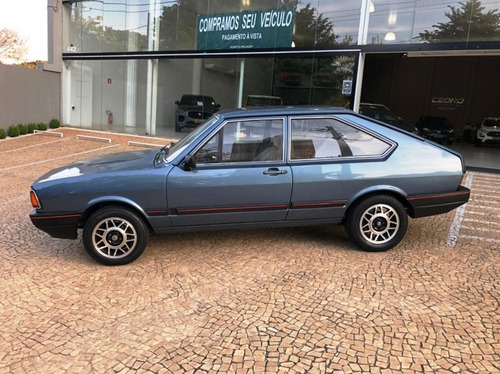Imagem 8 de 14 de Volkswagen Passat 1.6 Village