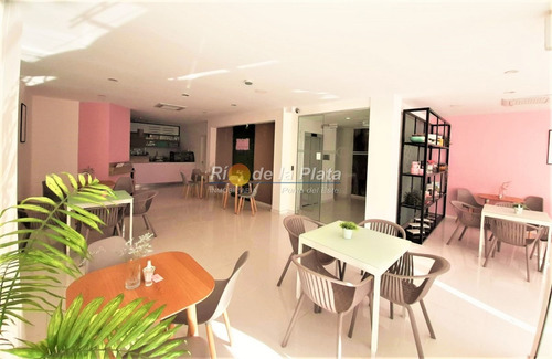 Venta En Bloque, Único Edifico Corporativo En Punta Del Este.- Ref: 13593