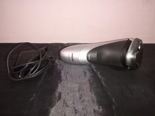 Afeitadora Philips Aquatouch T898 Con Cargador Impecable Negro (Usado)