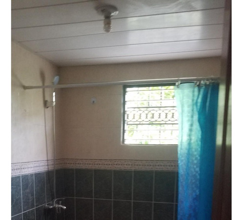 Imagen 7 de 15 de Alquilo Apartamento En El Italia (zona Oriental,proximol Parque Del Italia), 2 Nivel, Una Habitación Con Doble Closet (caoba), Baño, Sala Comedor, Sumergible, Tinaco, Parqueo Techado, Mant. Incluido