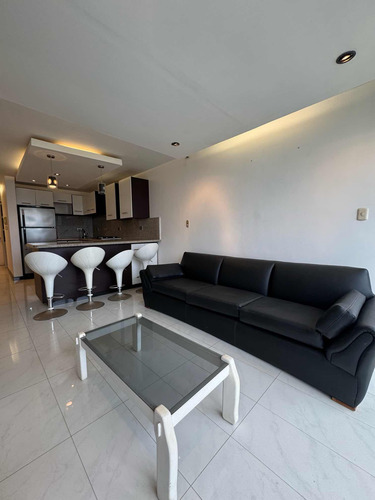 Venta Apartamento En El Encantado La Hacienda Macaracuay Vm