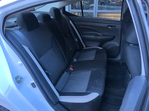 Nissan Versa 1.6 Advance Mt