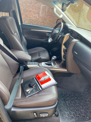 Imagem 8 de 15 de Toyota Hilux Sw4 Srx 2.8 2019