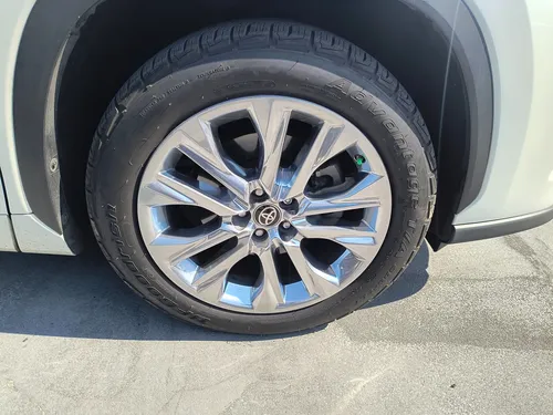 Toyota Highlander 3.5 Limited Panoramic Roof At