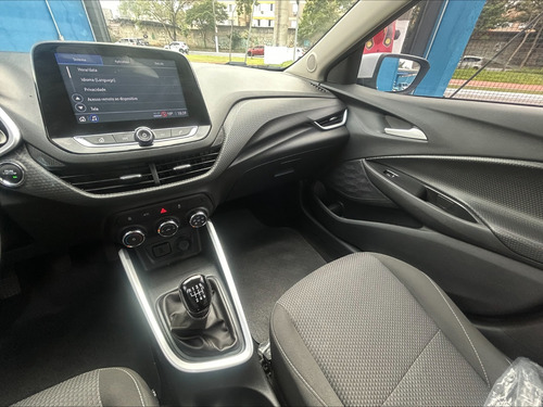 Chevrolet Onix plus 1.0 Lt 2 4P