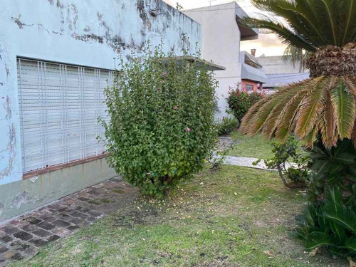 Imagen 14 de 14 de Permuta - Casa A Refaccionar En Venta - Ideal Emprendimiento - Moron Sur