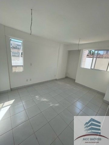 Imagem 11 de 30 de Apartamento A Venda Silverio Gusmão, Barro Vermelho