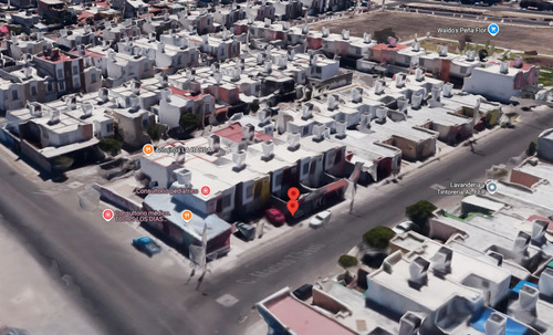 Casa En Venta, Recuperación Bancaria, Col. Mision Del Carrilo, Santiago De Queretaro , Queretaro. Laab2
