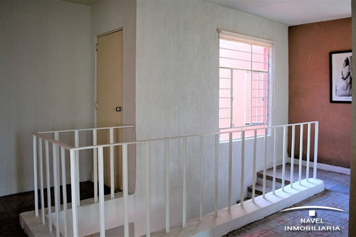 Imagen 10 de 11 de Cómoda Casa Distribuida En 2 Niveles, Cav-4353