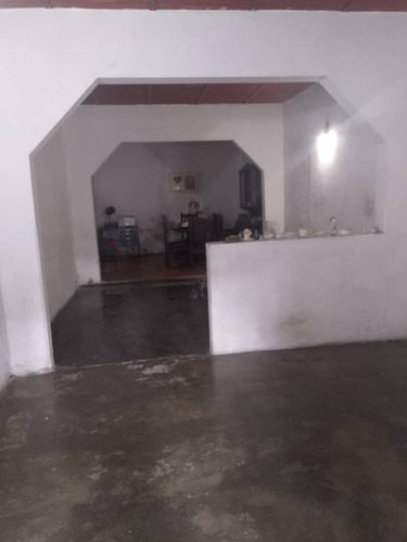 Guatire, Casa Con Colegio Rp