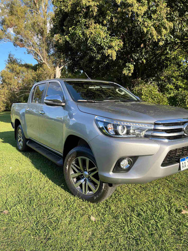 Toyota Hilux 2.8 Cd Srx 177cv 4x4 At 2016