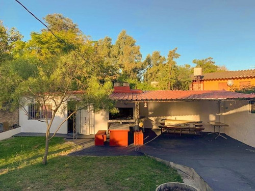 Venta Casa Los Titanes Dos Dormitorios