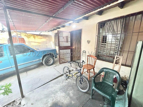 *** Mehilyn Perez Casa En Venta Conjunto Cerrado De Cabudare Zona El Paraiso ***