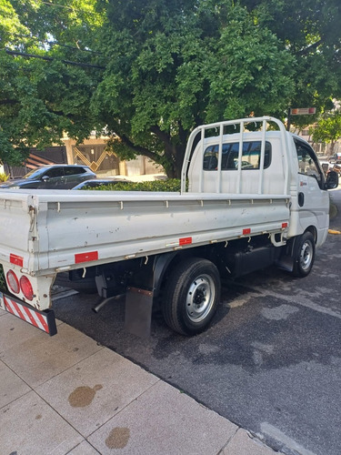 Kia Bongo 2.5 Luxo 4x2 Rs Turbo C/ Carroceria 2p