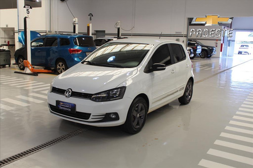 Volkswagen Fox 1.6 MSI TOTAL FLEX CONNECT 4P MANUAL