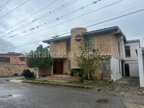 Casa Quinta En Venta Santa Elena Urbanizacion Cerrada Con Vigilancia Barquisimeto Este Lara ( Tanque Subterraneo, Patio, Estacionamiento ) Rja