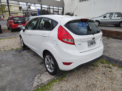 Ford Fiesta Kinetic 1.6 Titanium 120cv
