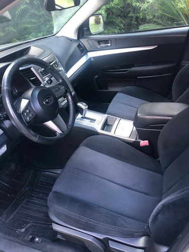 Subaru Outback 2.5i 4x4 Año 2010