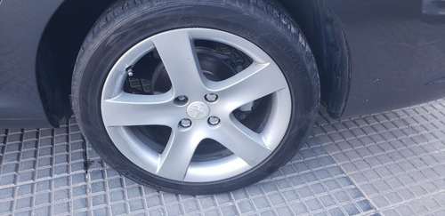 Robayna Peugeot 408 Feline 2.0 Año 2013 Gris