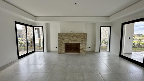Venta, Casa, El Canton, Barrio Golf, Lote Al 300, 6 Ambientes