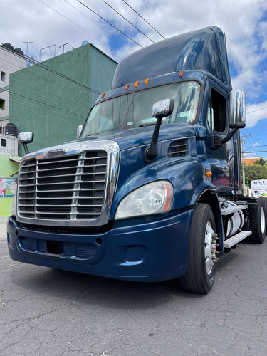 Imagen 3 de 11 de Day Cab Cascadia 2013 Freightliner Estándar 10 Vel De Aire