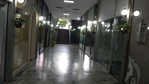 Dueño Alquila Local En Av Cabildo 2370 / Belgrano