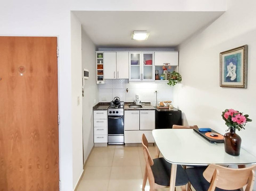 Imagen 5 de 17 de Venta De Departamento En Villa Del Parque
