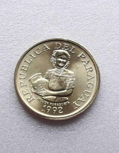 2 Moedas Fao Paraguai - 5 E 10 Guaranies Flor De Cunho. (Usado)