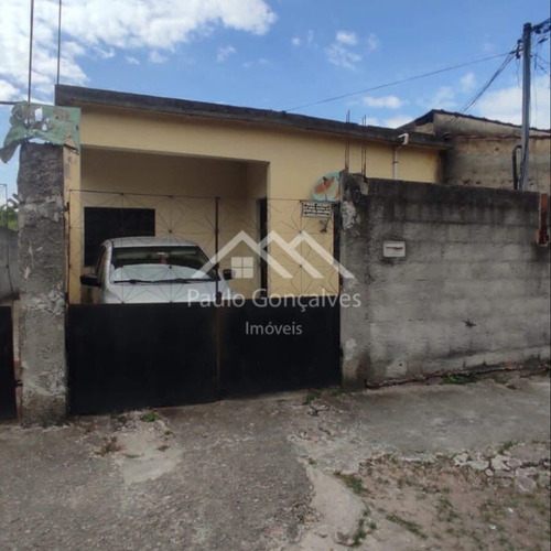 Vendo Duas Casas Mais Um Terreno Ao Lado