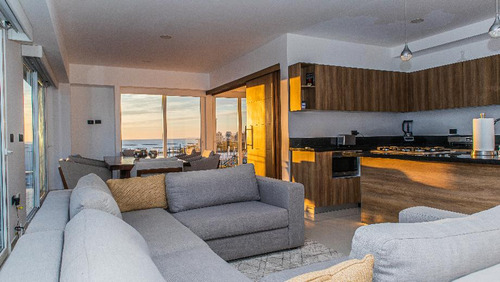 Departamento En Venta En Colonia Zona Hotelera Norte, Puerto Vallarta, Jalisco