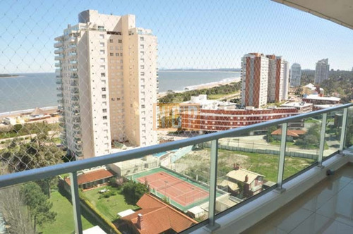 Apartamento En Mansa, 2 Dormitorios - Ref: 2965