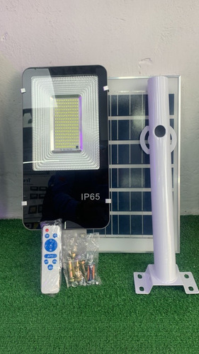 Lampara A/p Marca Yalon C/panel Solar 100w Negro