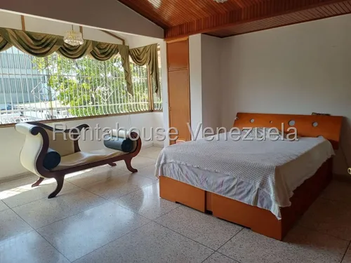 Casa En Venta Montalbán I